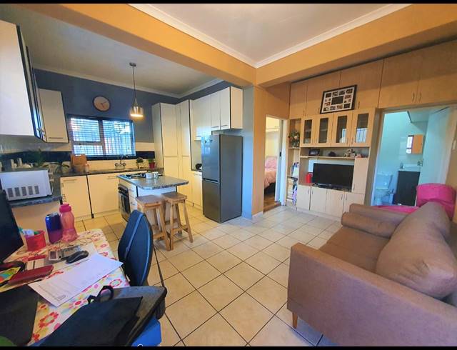 1 BEDROOM APARTMENT TO LET IN GLENLILLY